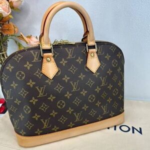 Louis Vuitton Alma PM